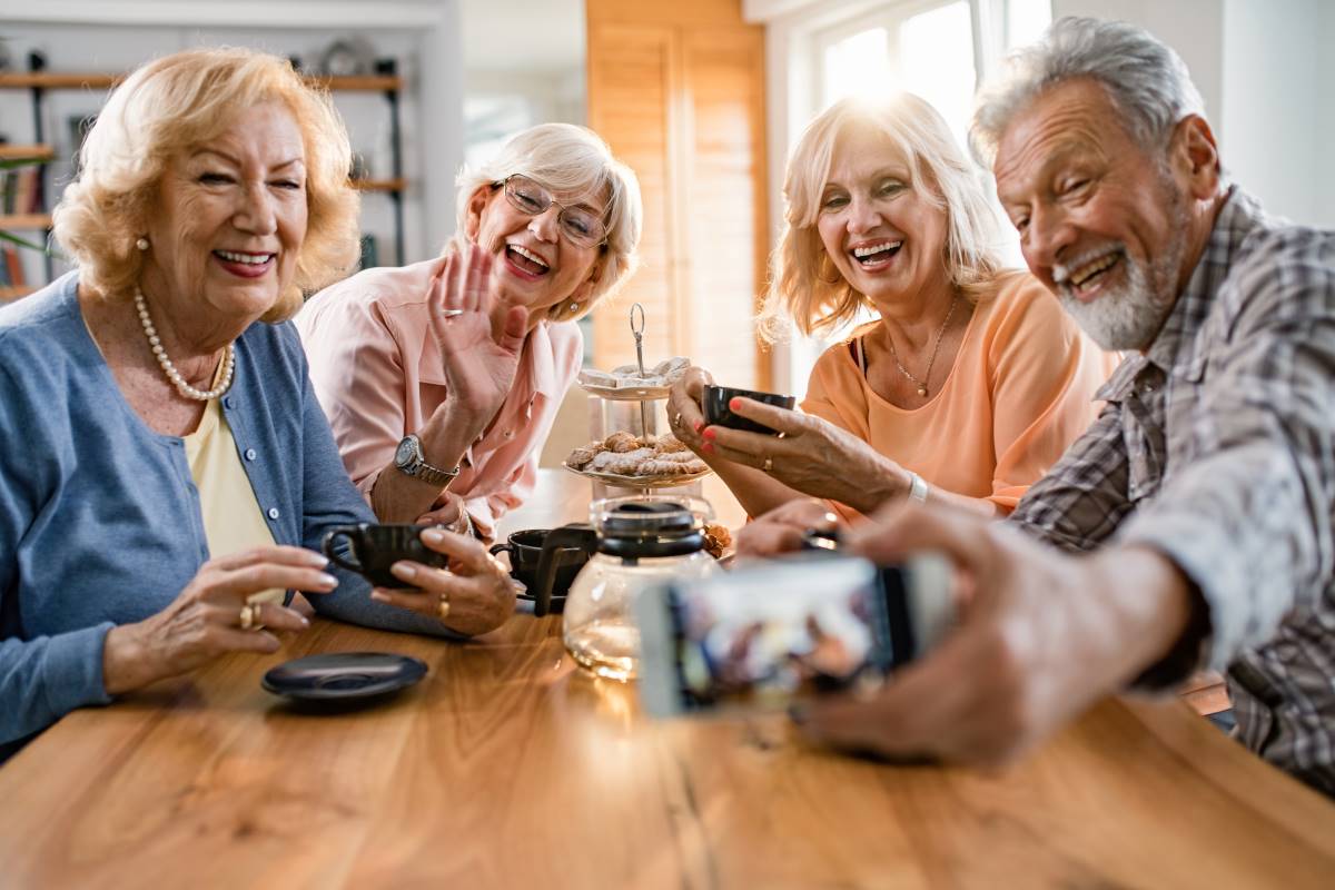 Smartphone, Online-Banking und Video-Anrufe: Digitale Teilha
